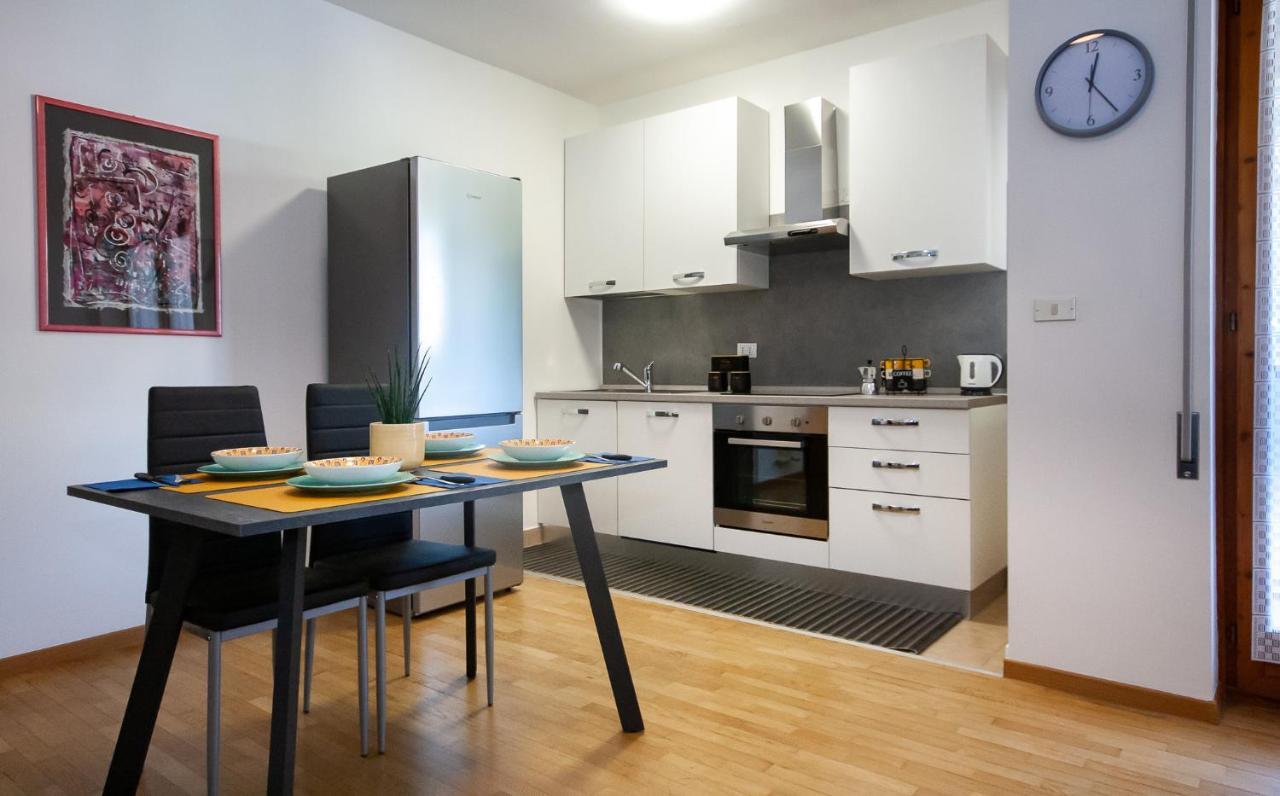 Apartamento Tranquillo Bilocale Vicino Al Centro Storico Bozen Exterior foto